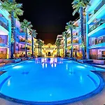 Milana\'S Deluxe With Big Patio And Pool