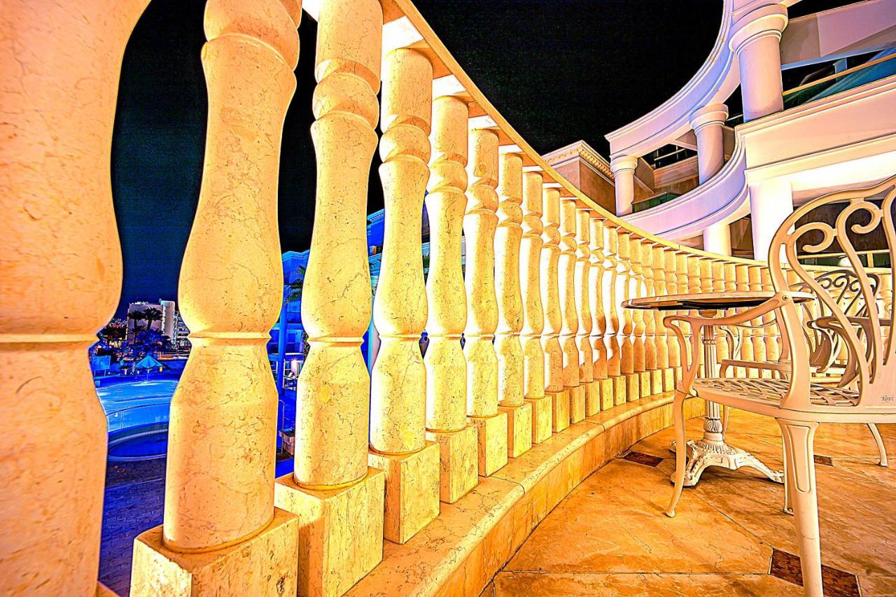 Milana's Deluxe With Big Patio And Pool Apartamento