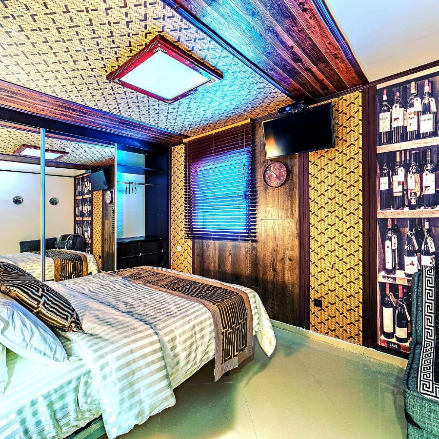 Apartamento Milana's Deluxe With Big Patio And Pool Eilat