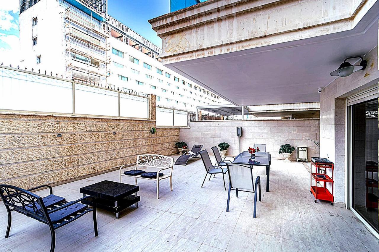 Apartamento Milana's Deluxe With Big Patio And Pool Eilat