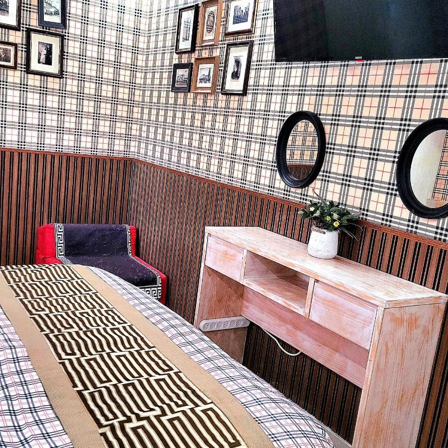 Milana's Deluxe With Big Patio And Pool Apartment *